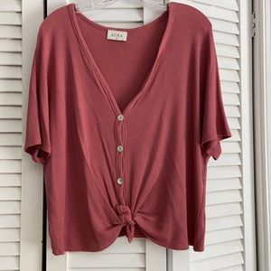 Pink lily tie tee